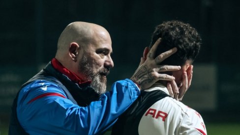MANEKENI NA TRENINGU ZVEZDE: Dejan Stanković je ovako započeo dan na pripremama FK Crvena zvezda