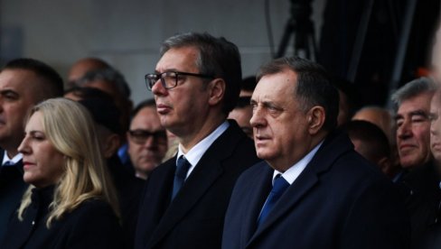 NISAM VAM JA MILOŠEVIĆ, PRUŽIĆEMO OTPOR SVAKOM AGRESORU Vučić: Uvek ćemo nuditi dijalog, ali umećemo da sačuvamo slobodu naše zemlje