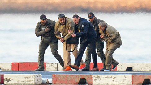 БИВШИ АМЕРИЧКИ ОБАВЕШТАЈАЦ О ОТМИЦИ ПРЕДСЕДНИКА ВЕНЕЦУЕЛЕ: Запитајте се зашто су 32 кубанска војника погинула штитећи Мадура