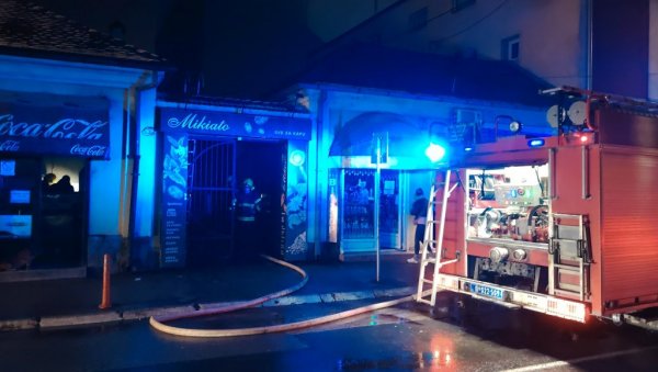 ГОРЕО „ЏОКЕР“: Пожар у локалу брзе хране у центру Краљева