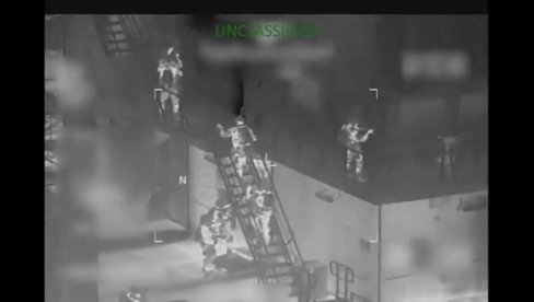 НИЈЕ ЈЕДИНИ КОЈИ СМО ДАНАС ЗАПЛЕНИЛИ: Овако је изгледао моменат када су Трампове снаге упале на руски танкер