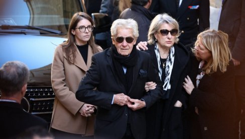 MUŽ BRIŽIT BARDO NA SAHRANI OTKRIO NJENE POSLEDNJE REČI: Te noći sam spavao pored nje otvorenih očiju...