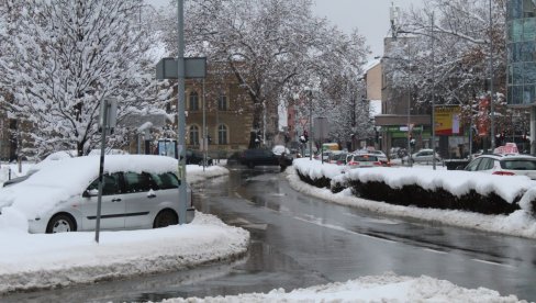 SRBIJA I DALJE U KANDŽAMA MRAZA: Najnovija vremenska prognoza -  jutro veoma hladno, temperatura pada i na -15