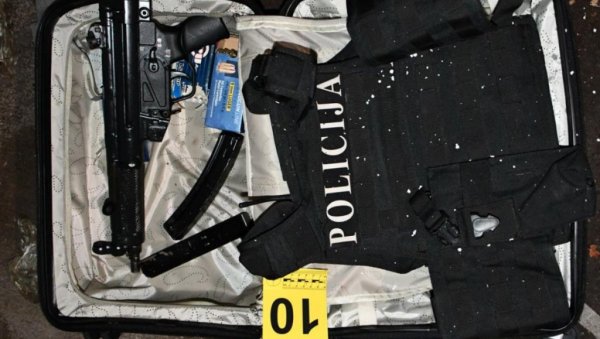 ВРАЧАРЦИ СПРЕМИЛИ АРСЕНАЛ ОРУЖЈА ЗА ЛИКВИДАЦИЈЕ НАЈВИШИХ ДРЖАВНИХ ФУНКЦИОНЕРА? Нови детаљи истраге о заплењеном снајперу и експлозиву