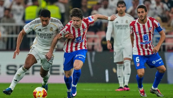 СПЕКТАКУЛАРАН ГОЛ ЗАКАЗАО ФИНАЛЕ РЕАЛ - БАРСЕЛОНА! Мадридски дерби спектакуларно решен  у Суперкупу Шпаније (ВИДЕО)