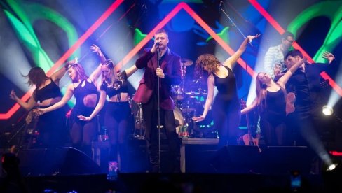 OVO JE NAŠ POKLON, U ZNAK ZAHVALNOSTI ZA SVE: Bojan Vasković o godini u kojoj je Leksington postao najtraženiji bend Balkana (FOTO)