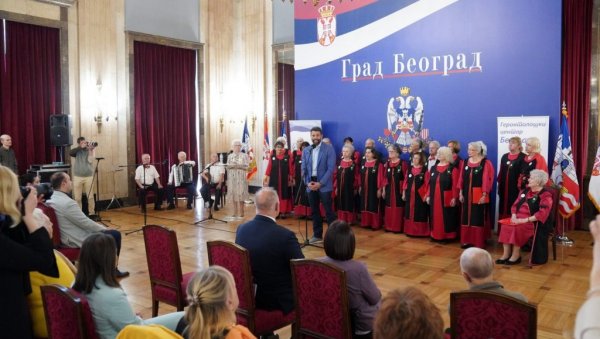 ФЕСТИВАЛ СТВАРАЛАШТВА СТАРИЈИХ ЗЛАТНО ДОБА: Спој традиције, дружења и креативности најстаријих грађана