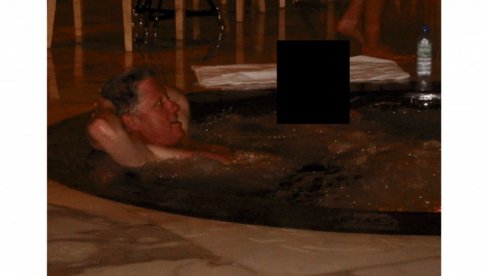 GLASNA TIŠINA: Bil i Hilari Klinton odbili da svedoče o Epstajnu