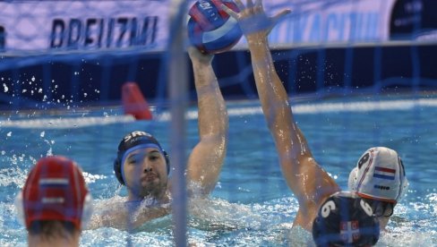 ПРЕНОС: СРБИЈА - ХОЛАНДИЈА: Велика борба на Европском првенству