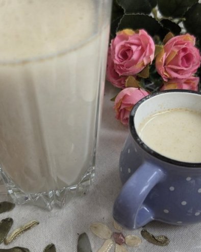 РЕЦЕПТ ЗА ДОМАЋЕ ОВСЕНО МЛЕКО: Прави се за 15 минута и потребна су вам само два састојка