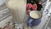 RECEPT ZA DOMAĆE OVSENO MLEKO: Pravi se za 15 minuta i potrebna su vam samo dva sastojka