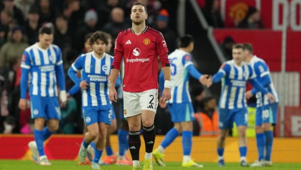 АМОРИМ ОТИШАО, ПРОБЛЕМИ ОСТАЛИ: Манчестер јунајтед елиминисан из ФА купа!