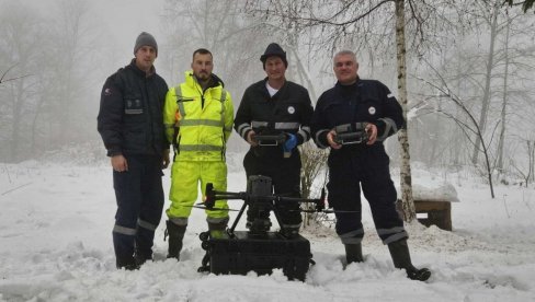 САЧУВАНА СТАБИЛНОСТ ПРЕНОСНОГ СИСТЕМА: Екипе Електромреже Србије у изузетно тешким зимским условима одржале ефикасност (ФОТО)