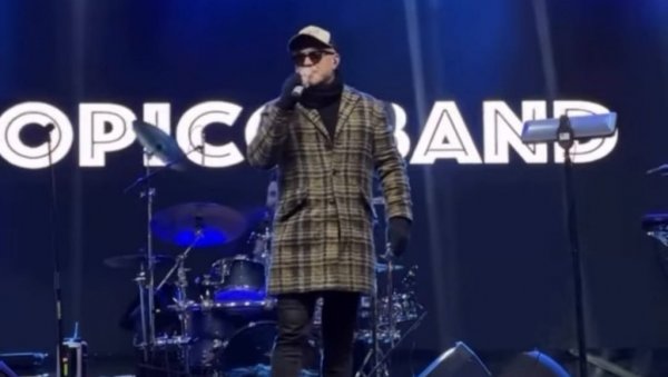 САЛЕ ЗАПАЛИО ПУБЛИКУ ЗА ДОЧЕК СРПСКЕ НОВЕ ГОДИНЕ: Тропико бенд направио дар-мар у Врњачкој бањи (ФОТО)