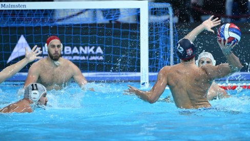 SLEDEĆA JE FRANCUSKA: Vaterolisti lako savladali Izrael sa 19:9 i zakazali duel sa trikolorima