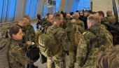 POGLEDAJTE KAKO NEMCI NAPUŠTAJU GRENLAND: Nakon Trampove pretnje, pripadnici Bundesvera odmah seli u avion (FOTO)
