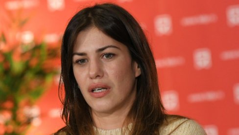 S OCEM DETETA NE ŽIVIM VEĆ SEDAM LETA Glumica krila da se rastala od 23 godine starijeg reditelja: Nikada nismo ni bili u braku...