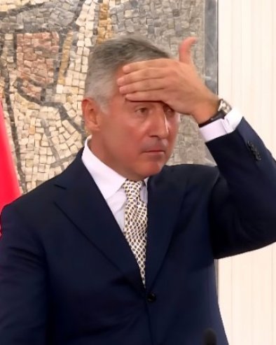 МИЛО ЂУКАНОВИЋ У ЦЕНТРУ НОВОГ СКАНДАЛА: Абазовић разоткрио нови потез ДПС