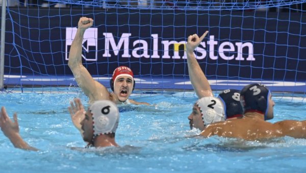 СРБИН САВ КРВАВ! Сраман потез Мађара након што су претукли делфине (ФОТО)