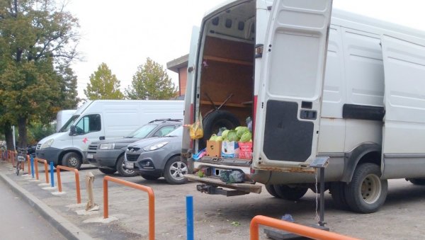 ПРОДАЈА ИЗ ВОЗИЛА: Одобрено постављање пулт тезги на 25 локација