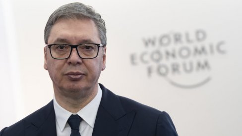 ВУЧИЋ У ДАВОСУ: Председник се састао са Мартом Кос