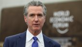 ТРЕБАО САМ ДА ПОНЕСЕМ ШТИТНИКЕ ЗА КОЛЕНА ЕУ ЛИДЕРИМА Гувернер Калифорније из Давоса: Време је да се успротивите, да покажете мало кичме