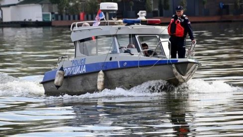 ТЕЛО ЖЕНЕ ИЗВУЧЕНО ИЗ РЕКЕ: Хорор у Ивањици - Полиција на лицу места