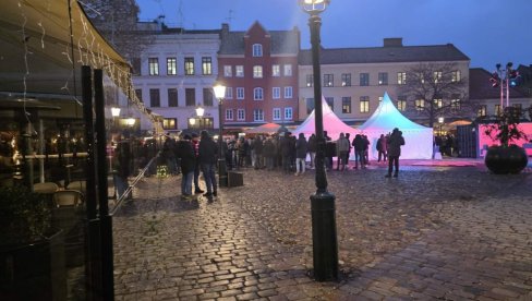 ШВЕЂАНИ У ПАНИЦИ! Ево шта се дешава на улицама пред утакмицу Малме - Црвена звезда