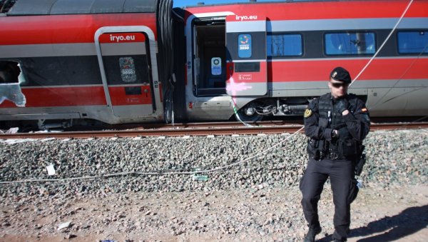 ВОЗ НИЈЕ ИСКОЧИО ИЗ ШИНА: Откривени детаљи треће несреће у Шпанији