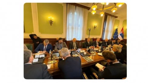 ОПЕТ СЕ ДОКАЗАЛО ДА ЈЕ ВУЧИЋ ГОВОРИО ИСТИНУ: Блокадери се сами одали