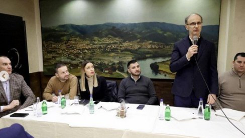 МАЦУТ ПОСЕТИО БАЈИНУ БАШТУ: Верујем да су управо јаки локални пројекти темељ одрживог развоја и нових радних места