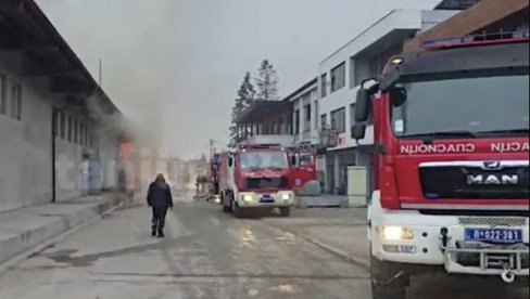 УГАШЕНА ВАТРА: Највећи пожар који је икад задесио Нови Пазар стављен под контролу