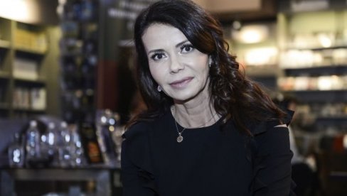 TRAGEDIJA U PORODICI JELENE BAČIĆ ALIMPIĆ: Preminula joj je majka, a ona od tuge završila u Hitnoj