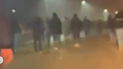 ОПШТА ТУЧА У ТУЗЛИ: Повређени навијачи из Републике Српске и Сплита