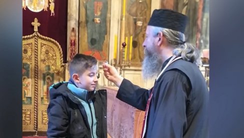ČUDA MANASTIRA OSTROG! Mali Leon progovorio nakon posete, njegovoj majci se javilo u snu da ga odvede ocu Vasiliju