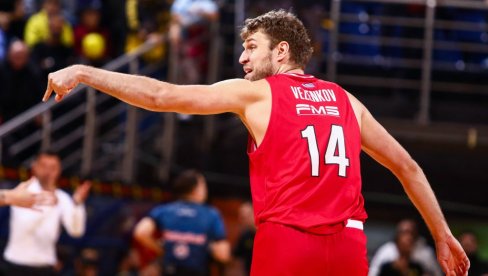 ХАОС У ГРЧКОЈ: Саша Везенков се потукао, Тајрик Џонс се повредио (ВИДЕО)