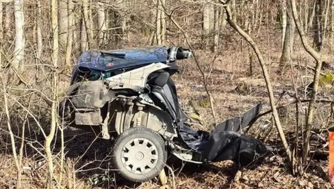 PREPOLOVLJEN AUTO NAKON SUDARA: Dete teško povređeno