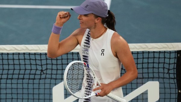 ИГА ШВЈОНТЕК ГРАБИ КА ИСТОРИЈИ: Још само мало - и успела је!