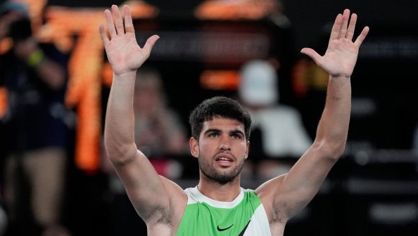 КАРЛОС АЛКАРАЗ ЈЕ НЕВЕРОВАТАН: Шпанац на Аустралијан опену стигао до нестварног подвига