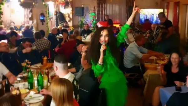 ОВО НИКО НИЈЕ СМЕО ДА КАЖЕ НАГЛАС: Певачица открила ситуацију која јој је тешко пала (ФОТО)