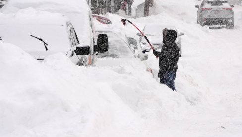 ПРЕТИ ЛИ НАМ ЛЕДЕНИ ТАЛАС КОЈИ ЈЕ ПАРАЛИСАО САД: Ристић открио када стиже ново захлађење