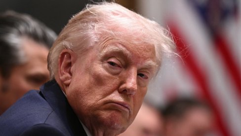 ТРАМПОВ РЕЈТИНГ У ПОНОРУ: Подршка пала на најнижи ниво у другом мандату, по новој анкети