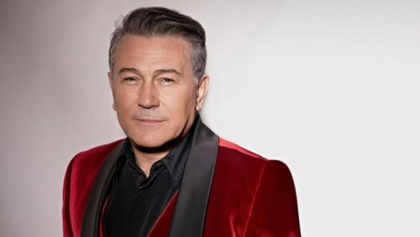 ВРЕМЕ МИ ЈЕ БИО НАЈБОЉИ УЧИТЕЉ: Халид Муслимовић о недавном београдском концерту, другом делу монографије, срећи (ФОТО)