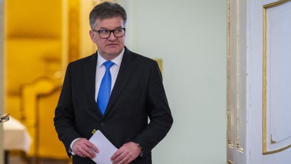 ЛАЈЧАК ДАО ОСТАВКУ: Комуницирао са Епстајном, осуђеним сексуалним преступником