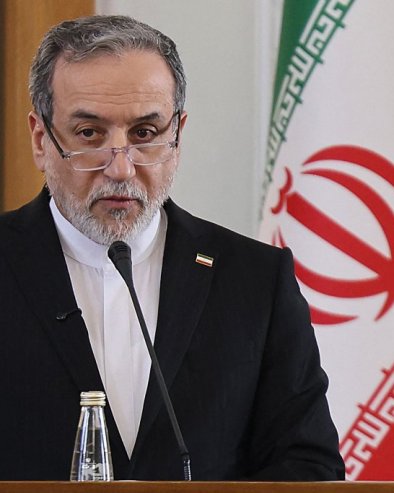 ИРАН ЈЕ СПРЕМАН ЗА ПРИТИСАК АМЕРИКЕ Арагчи: Имамо „много изненађења“