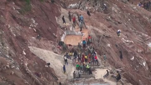 АКЦИЈА СПАШАВАЊА РУДАРА И ДАЉЕ У ТОКУ: Најмање 200 људи погинуло у урушавању налазишта у Конгу  (ВИДЕО)