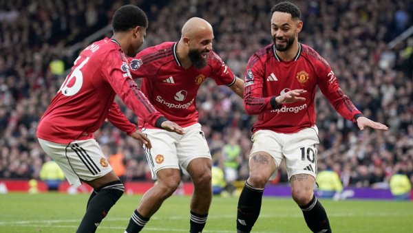 ЛУДА УТАКМИЦА У ПРЕМИЈЕР ЛИГИ: Ово је неки други Јунајтед, у надокнади срушио Фулам