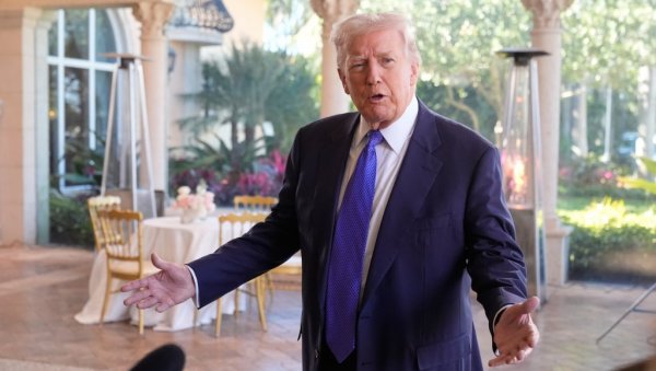 КАНАДА 51, ГРЕНЛАНД 52, ВЕНЕЦУЕЛА 53... Трамп у шали о „новим државама“