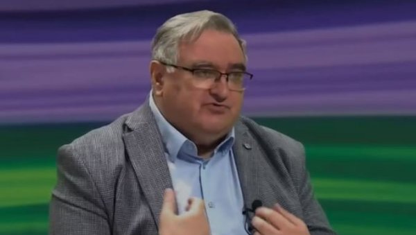 ВУКАДИНОВИЋ УДАРИО НА ЂОКИЋА И ПЛЕНУМАШЕ: Чучали сте испод стола док смо се ми борили, сад би да умарширате (ВИДЕО)