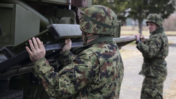 ПЛАТА И ДО 250.000 ДИНАРА: Отворен конкурс за државни посао